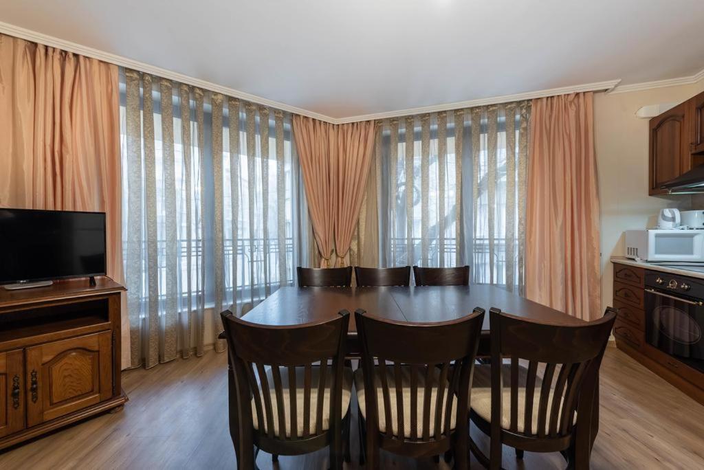 Vazov Residence , Two Bedroom Top Centre Apartment Várna Kültér fotó