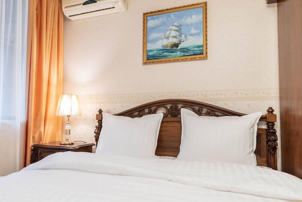 Vazov Residence , Two Bedroom Top Centre Apartment Várna Kültér fotó