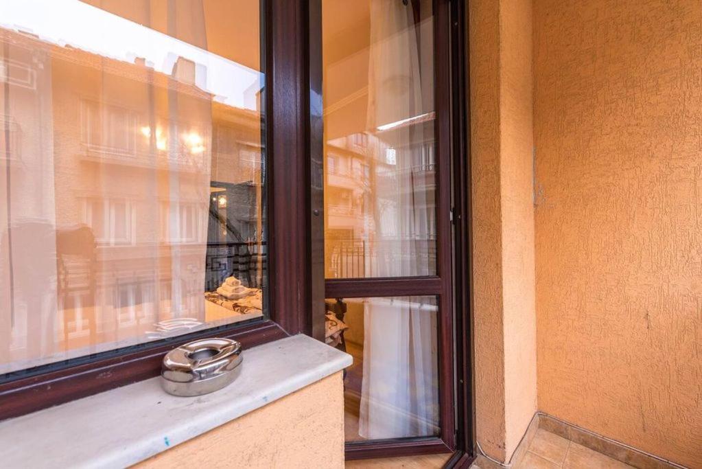 Vazov Residence , Two Bedroom Top Centre Apartment Várna Kültér fotó